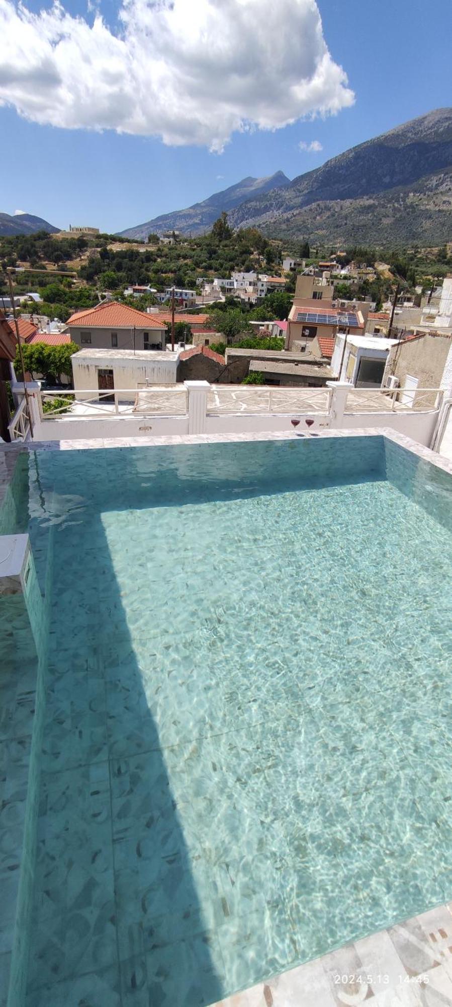 Keramos Hotel Zaros Exterior photo